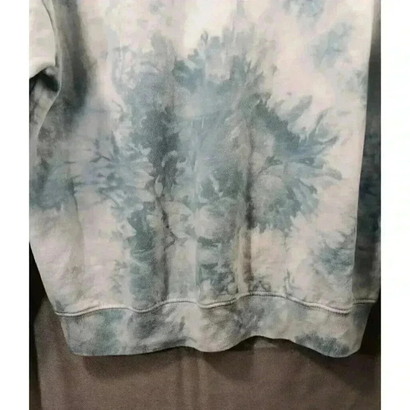 Looney Tunes Sweatshirt Pullover womens SZ XL Blue Tye DyTweety Bird crew neck - Picture 4 of 5